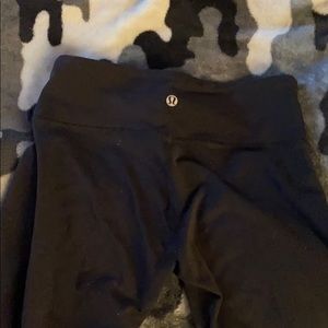 Lululemon Wunder Under size 2/4